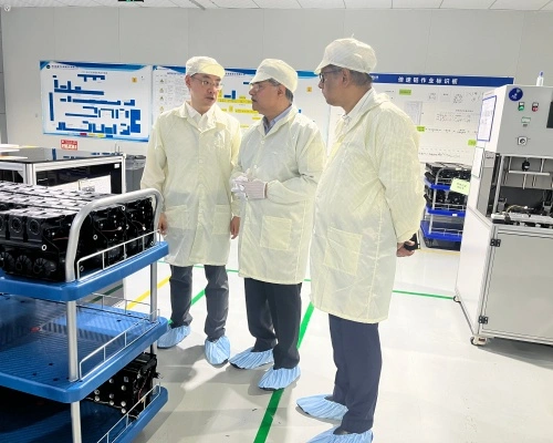 Customer On-site Visit2