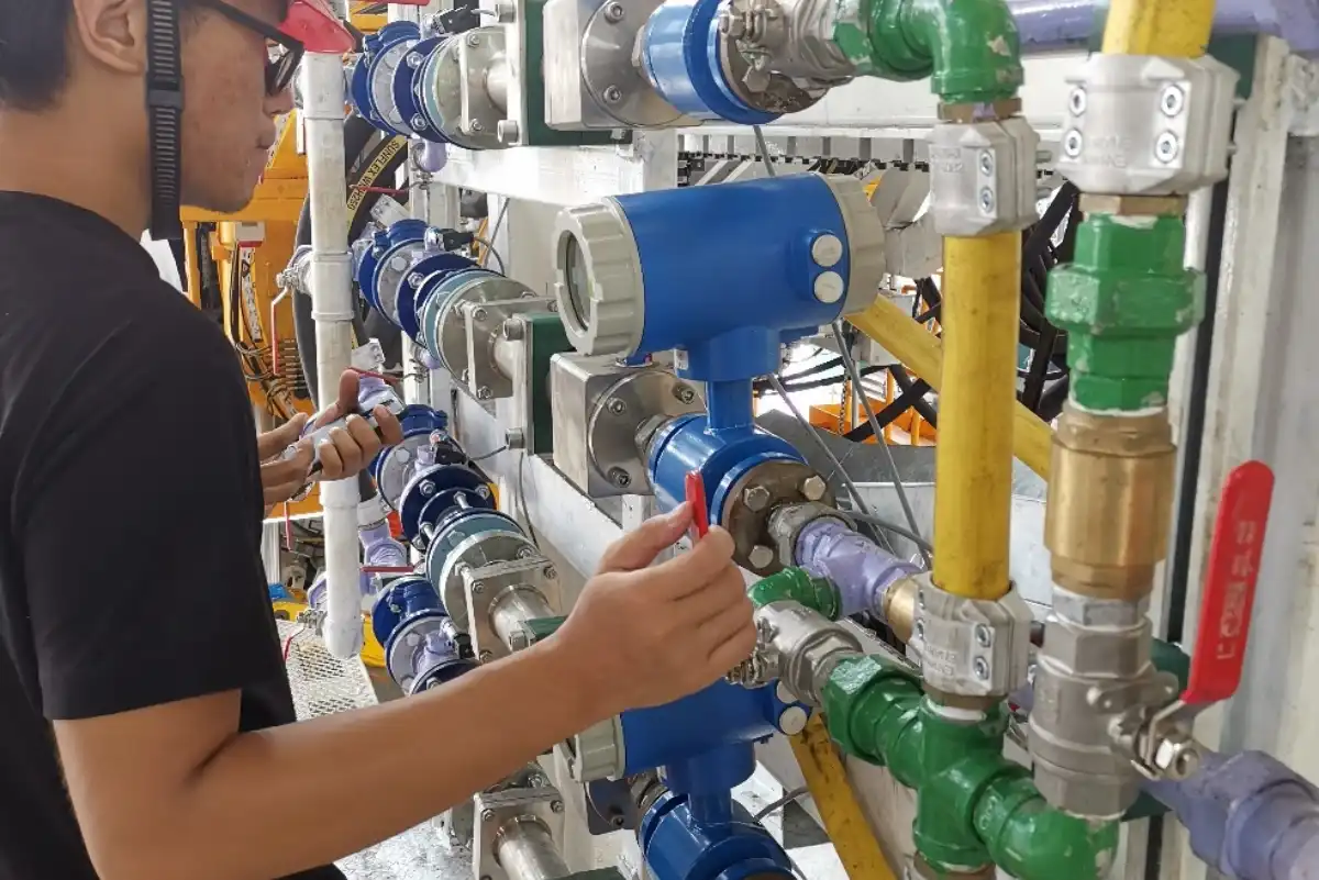 pressure sensor pressure sensor