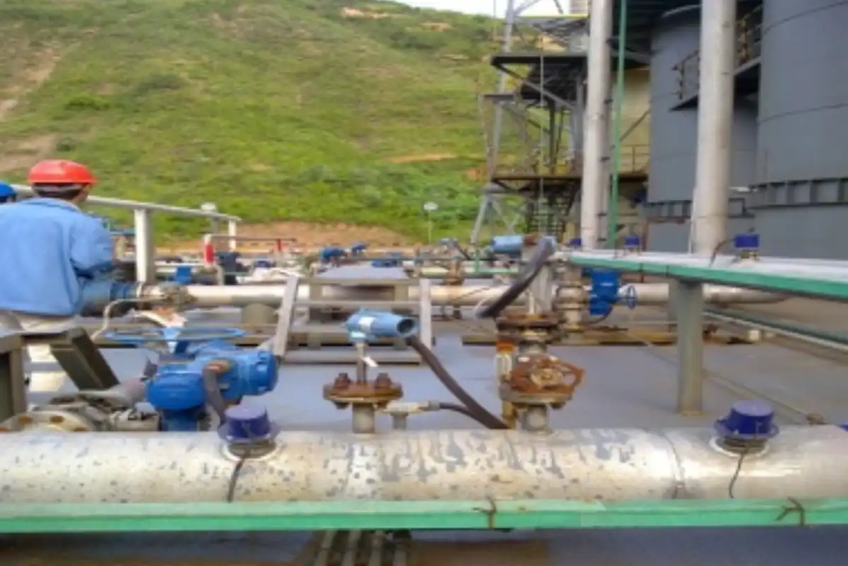 pressure and temperature transmitter pressure and temperature transmitter