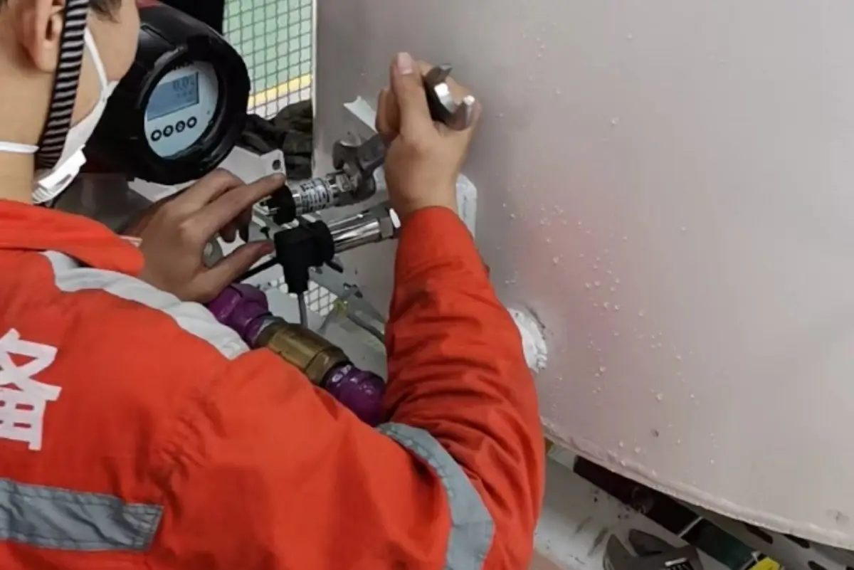 pressure sensor pressure sensor