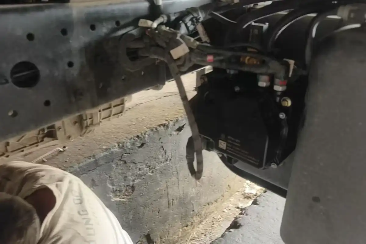 DEF pressure sensor DEF pressure sensor