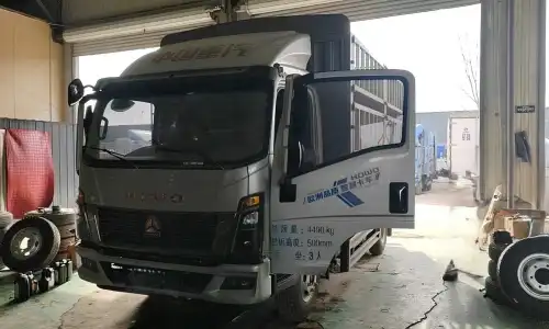 How does a urea pressure sensor work?